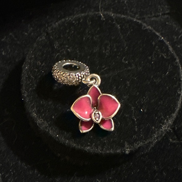 Authentic Pandora Purple Radiant Orchid crystal charm in sterling silver 🌺 - Picture 2 of 4